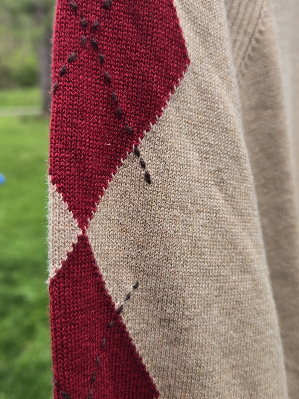 Claiborne Tan V-Neck Sweater with Red Shoulder Detail - Picture 3 of 5